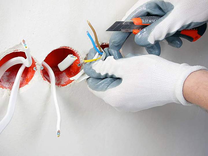 Assurer la sécurité des occupants d'une maison et des biens.